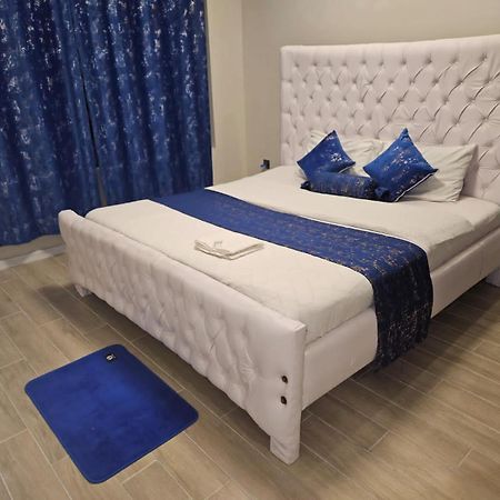 Royalty Cubes-Jkia Hotel Найроби Екстериор снимка