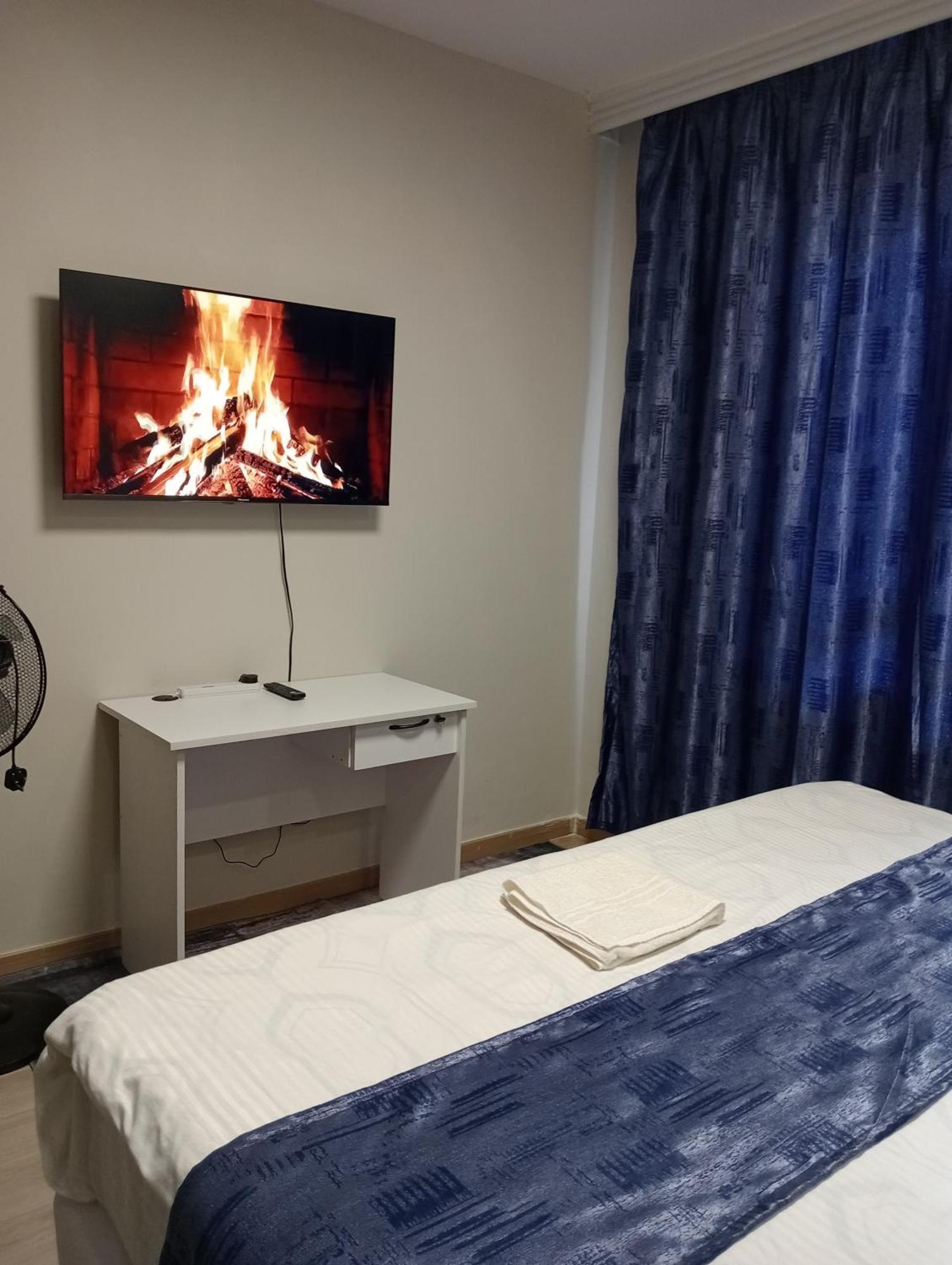 Royalty Cubes-Jkia Hotel Найроби Екстериор снимка
